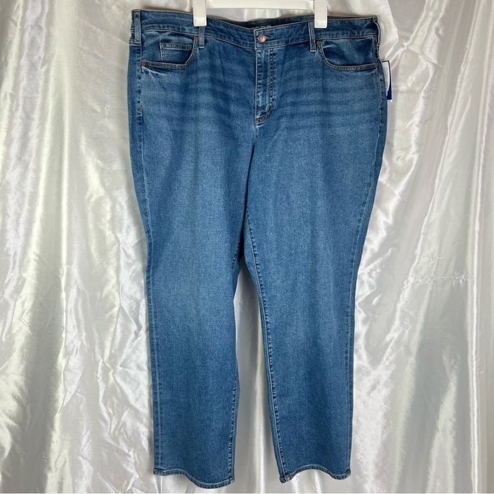 Land’s End Classic Boot Cut Jeans – Timeless Blue Denim (NWT, Size 26W)
